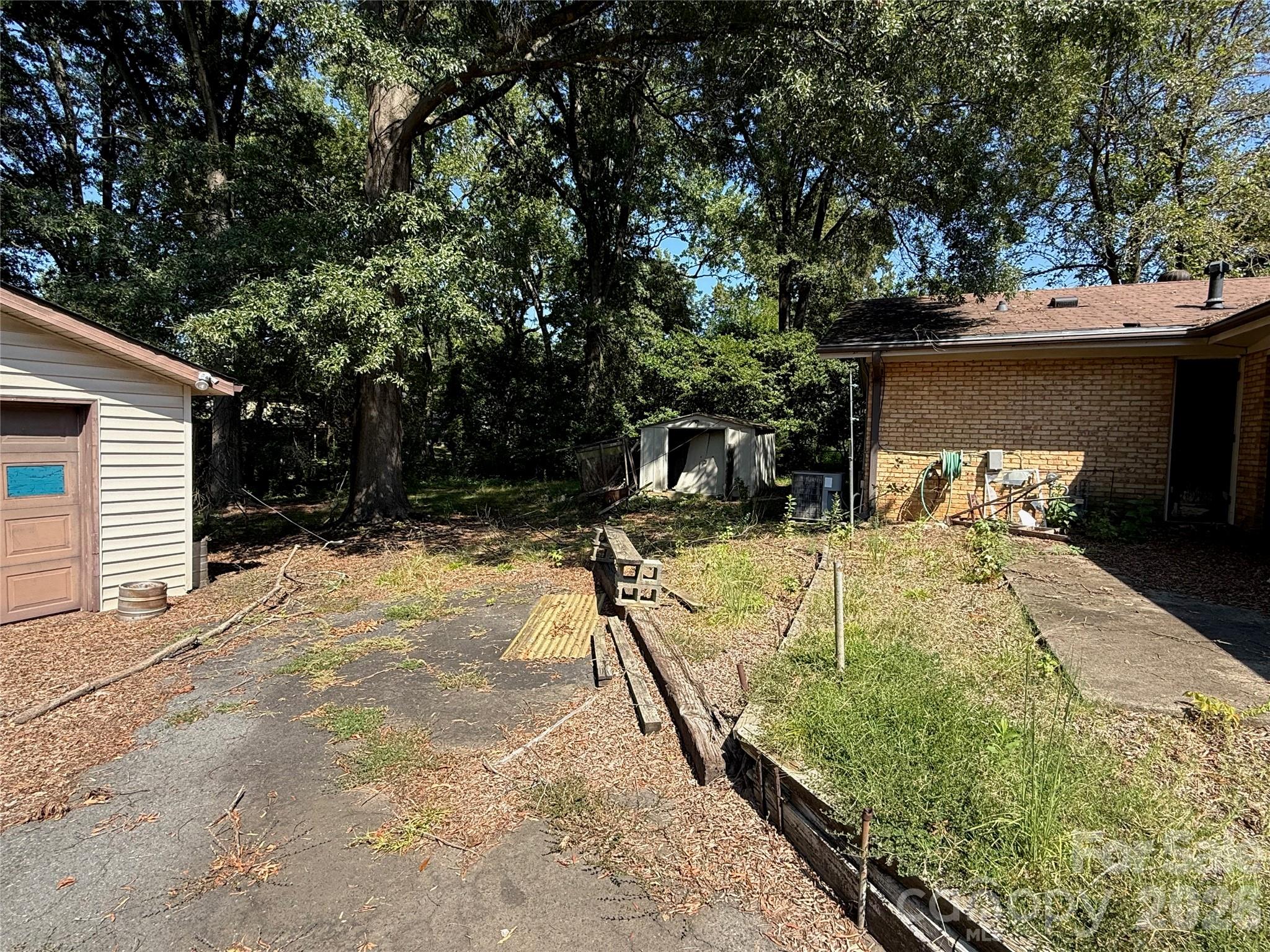 6737 Cardigan Avenue