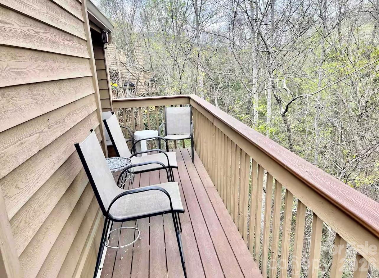 Rumbling Bald on Lake Lure - Residential