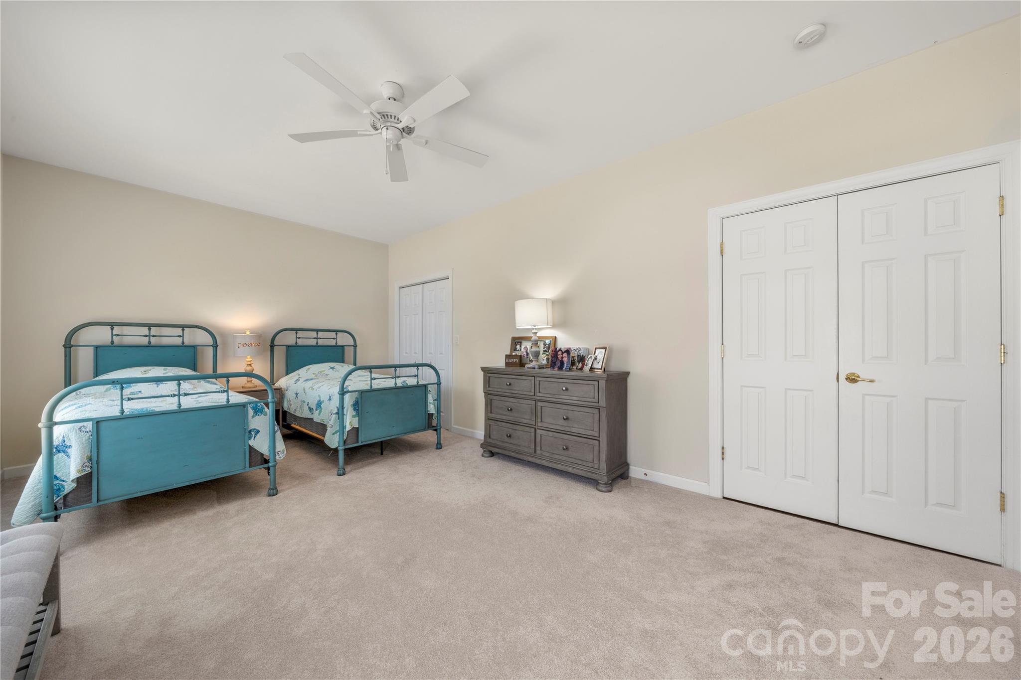 Windsor Oaks - Residential