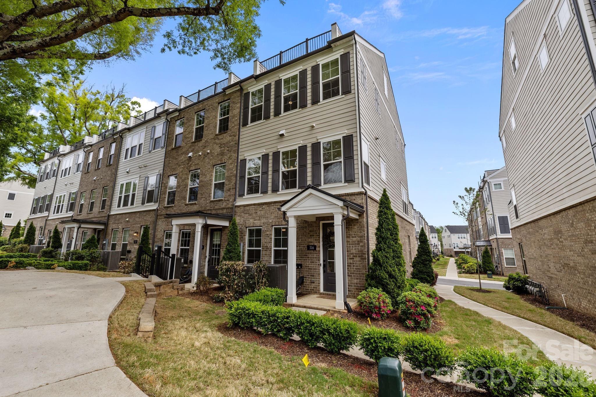 Elizabeth Glen - Residential