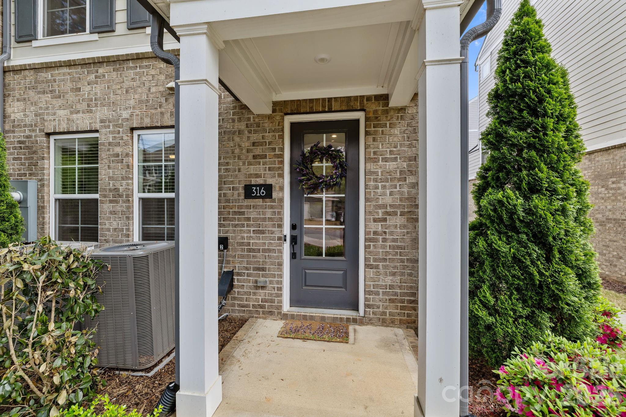 Elizabeth Glen - Residential