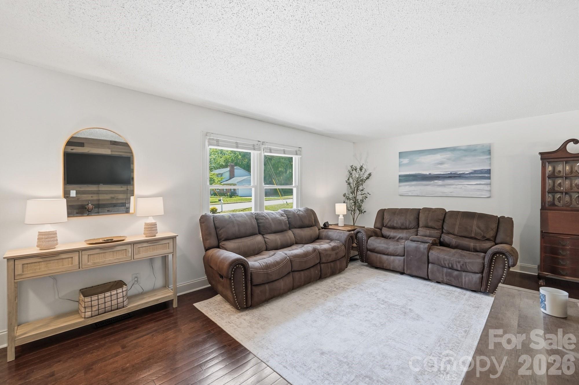 3818 Wild Country Way