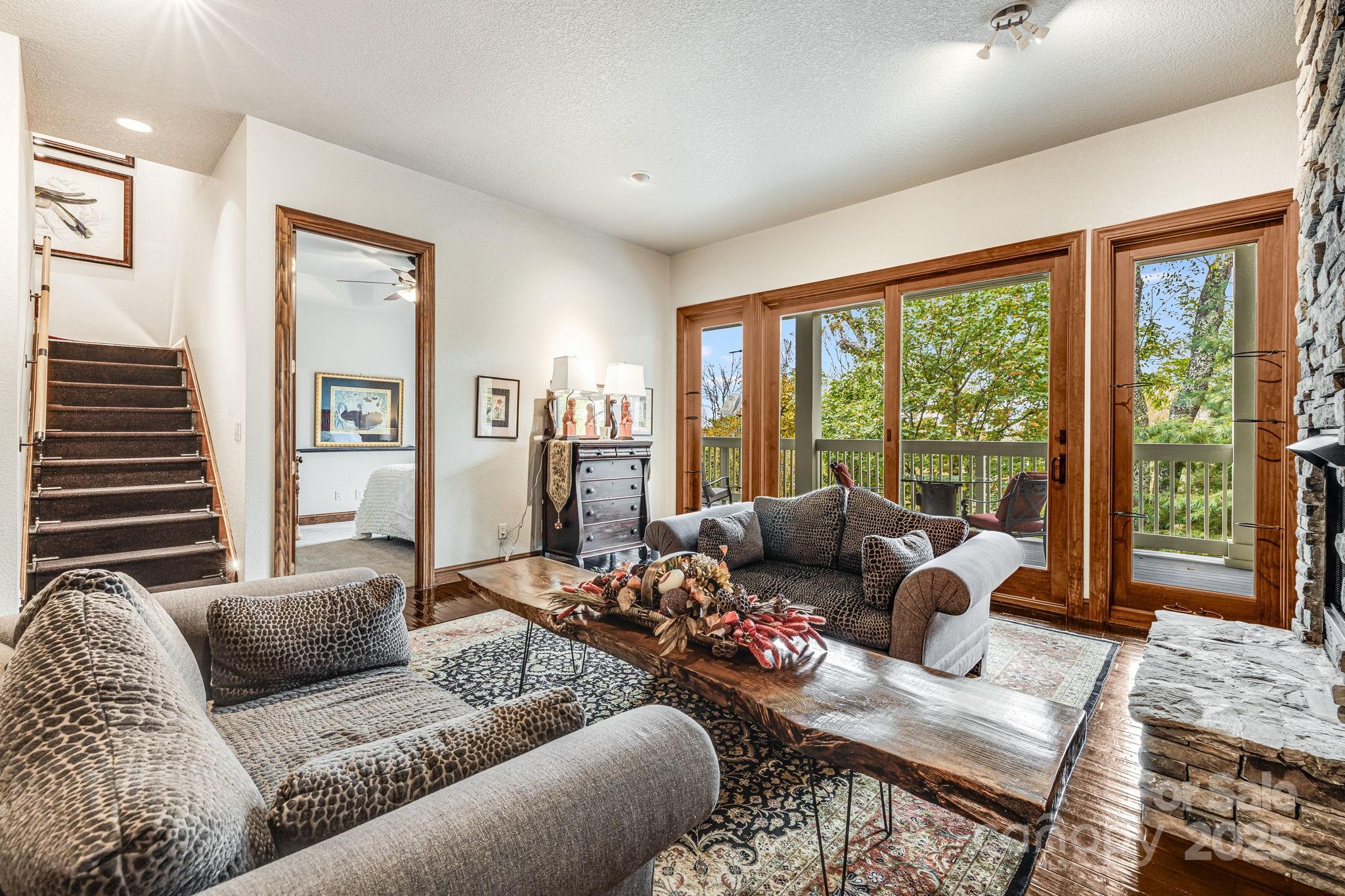 Wolf Laurel - Residential