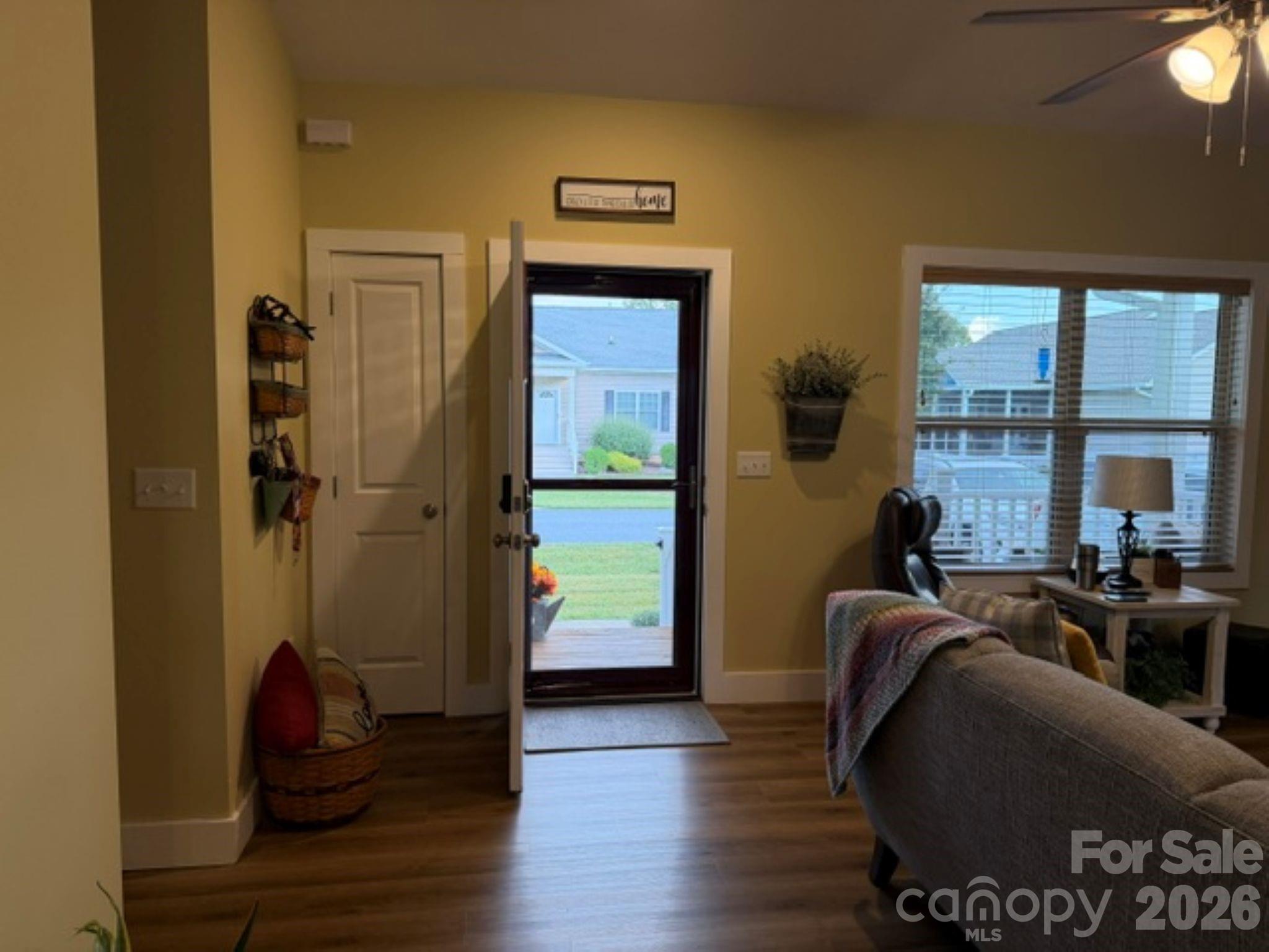 27 Day Lilly Court
