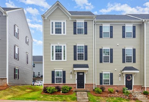 2203 Autumn Olive Lane Stallings NC 28104