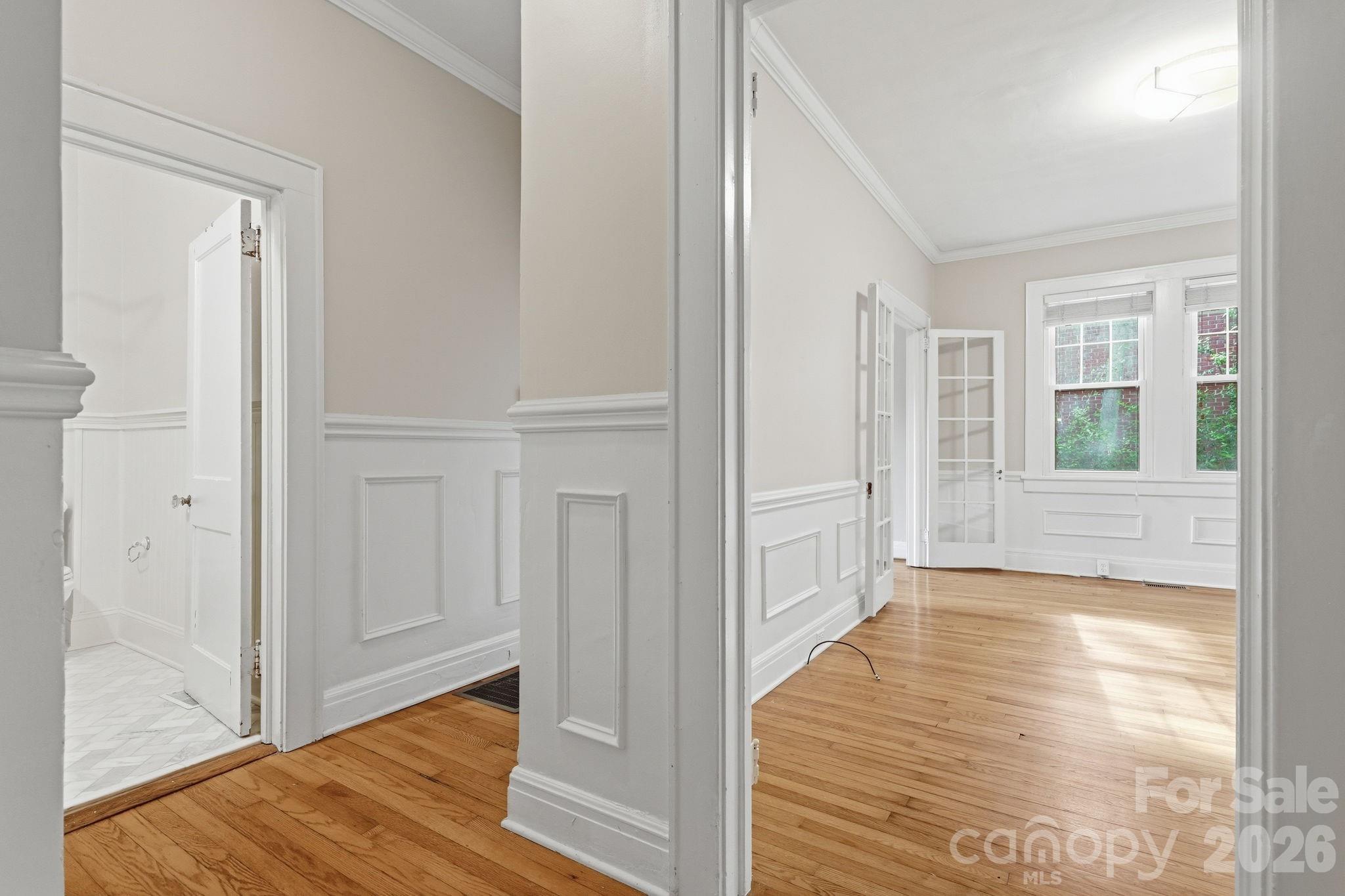 916 Bromley Road