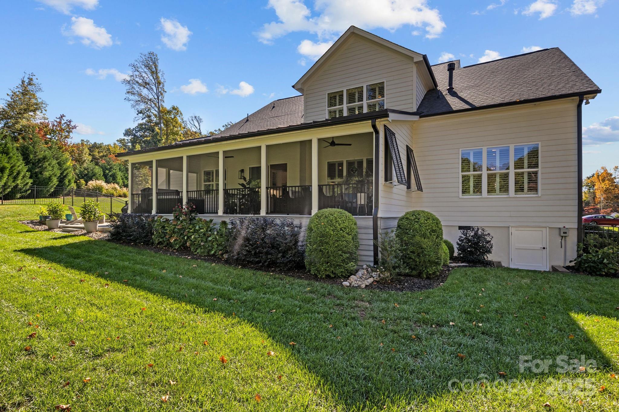 109 Fairfax Court