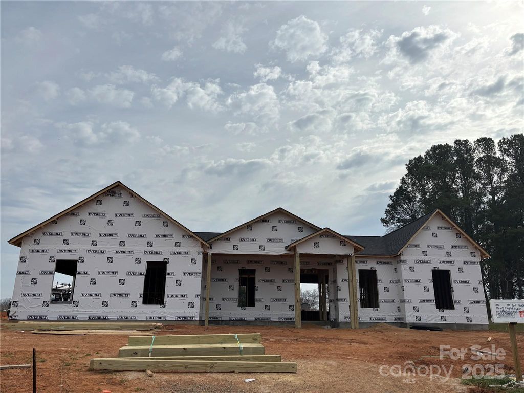 listing image 0