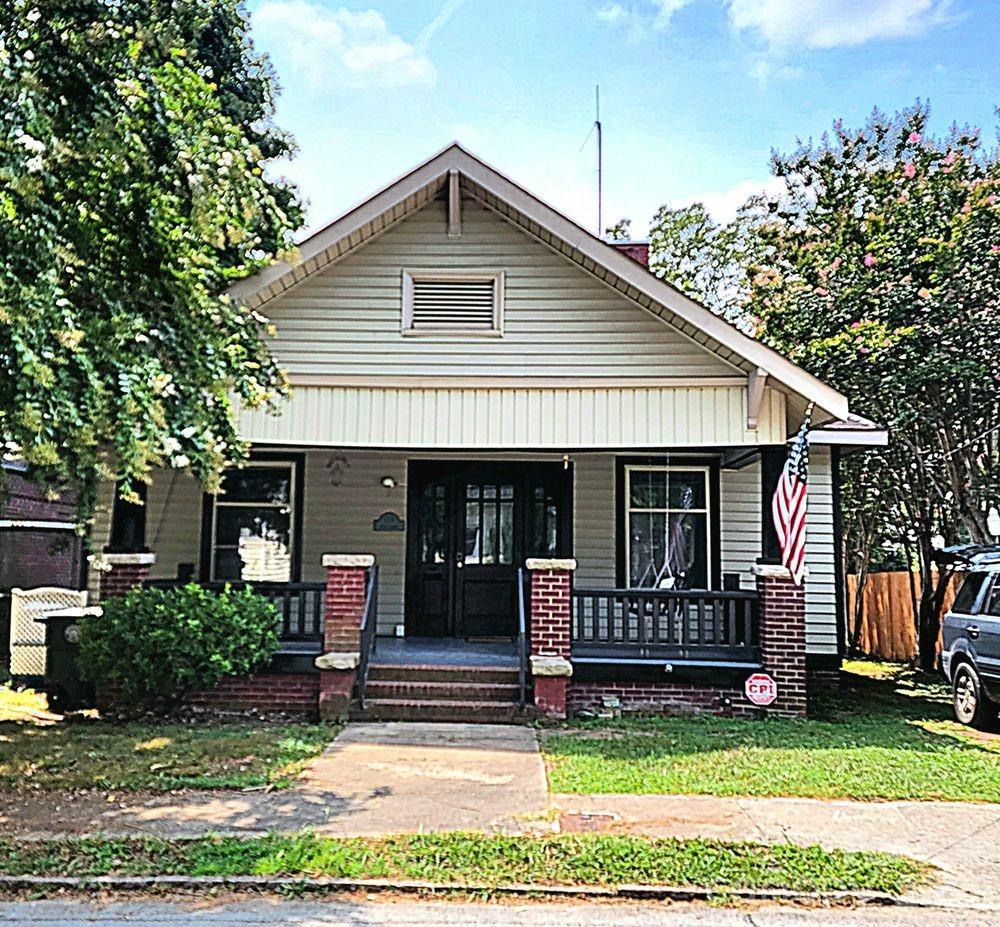 109 Ridge Avenue