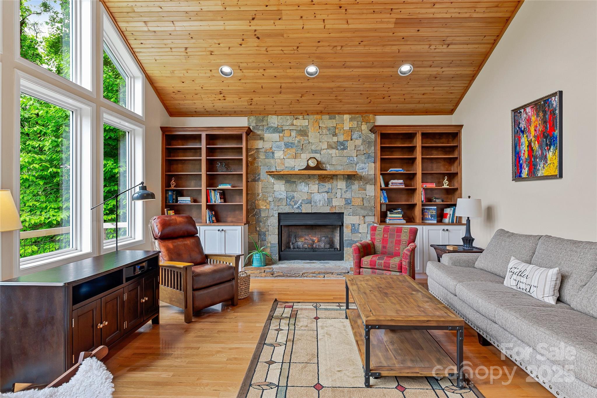 283 Grapevine Cove