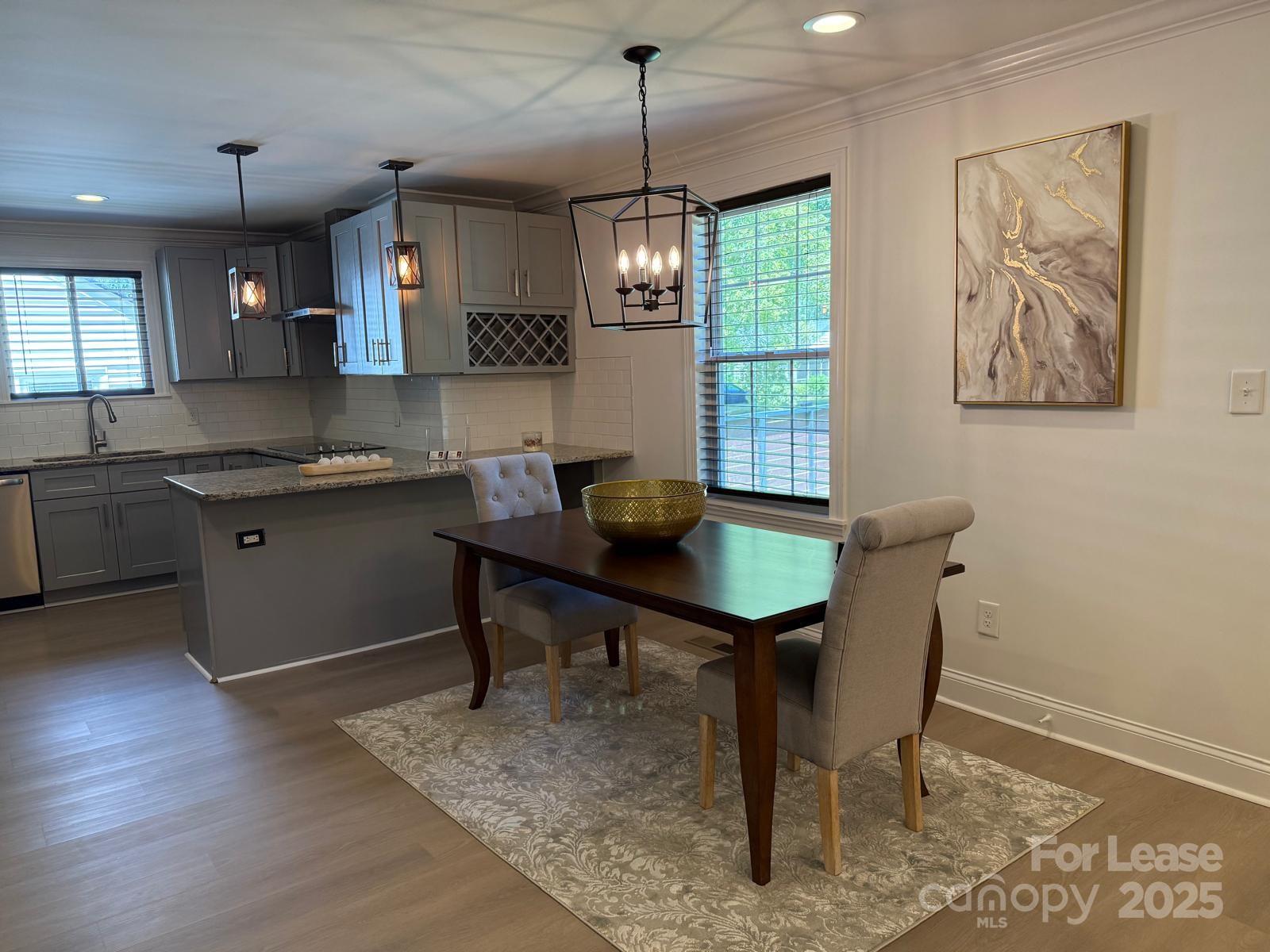 Country Club Hills - Residential Lease