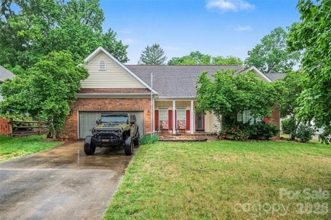 Photo of 12310 Panthersville Drive, Charlotte, NC 28269 (MLS # 4375642)