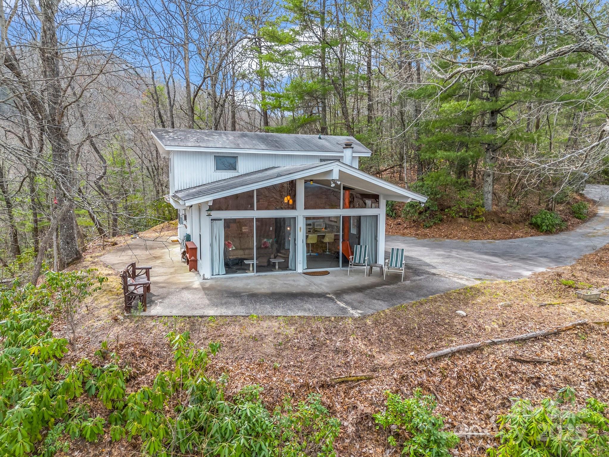 675 Foster Hill Drive