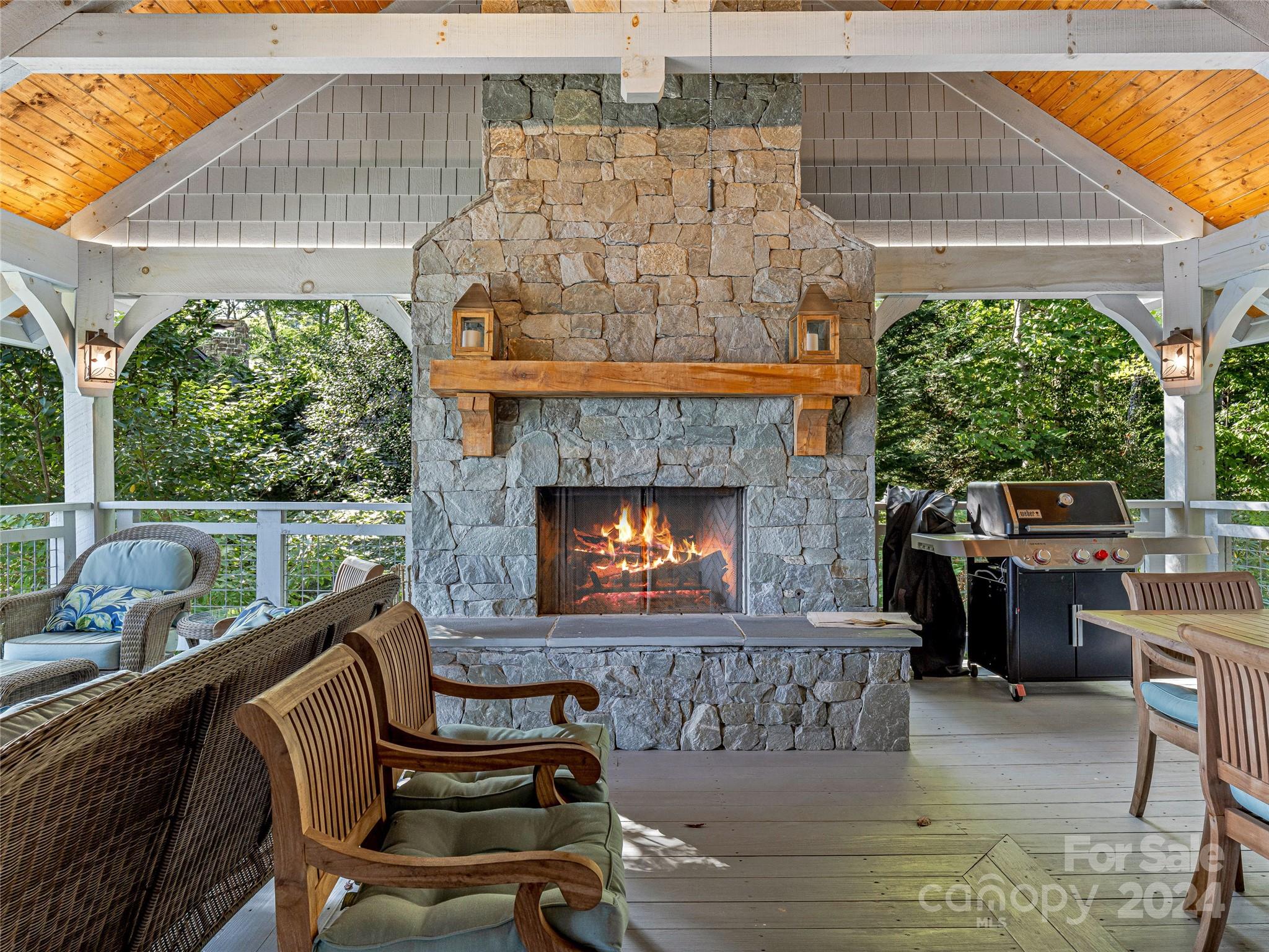 Lake Toxaway Estates - Residential