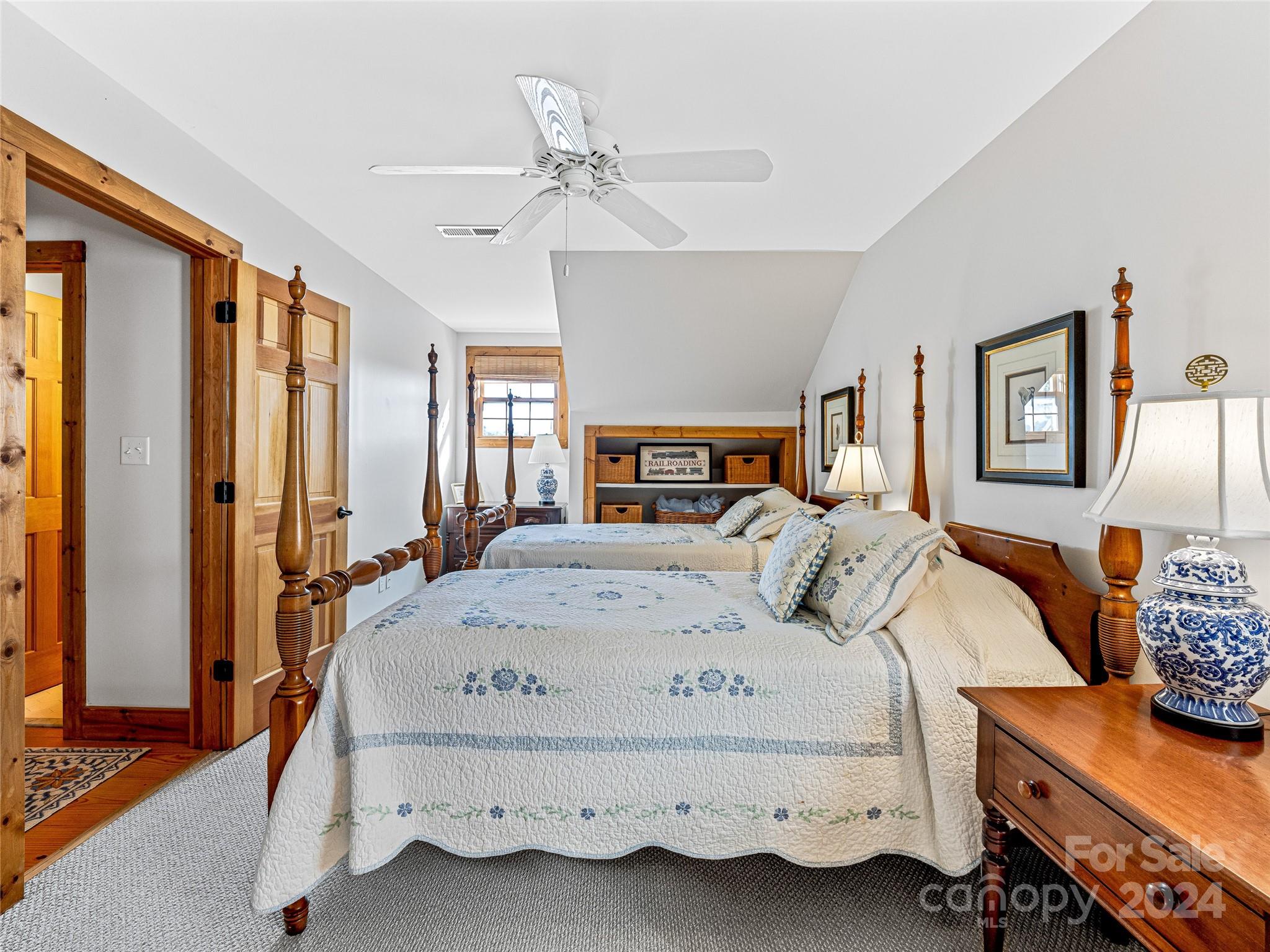 Lake Toxaway Estates - Residential