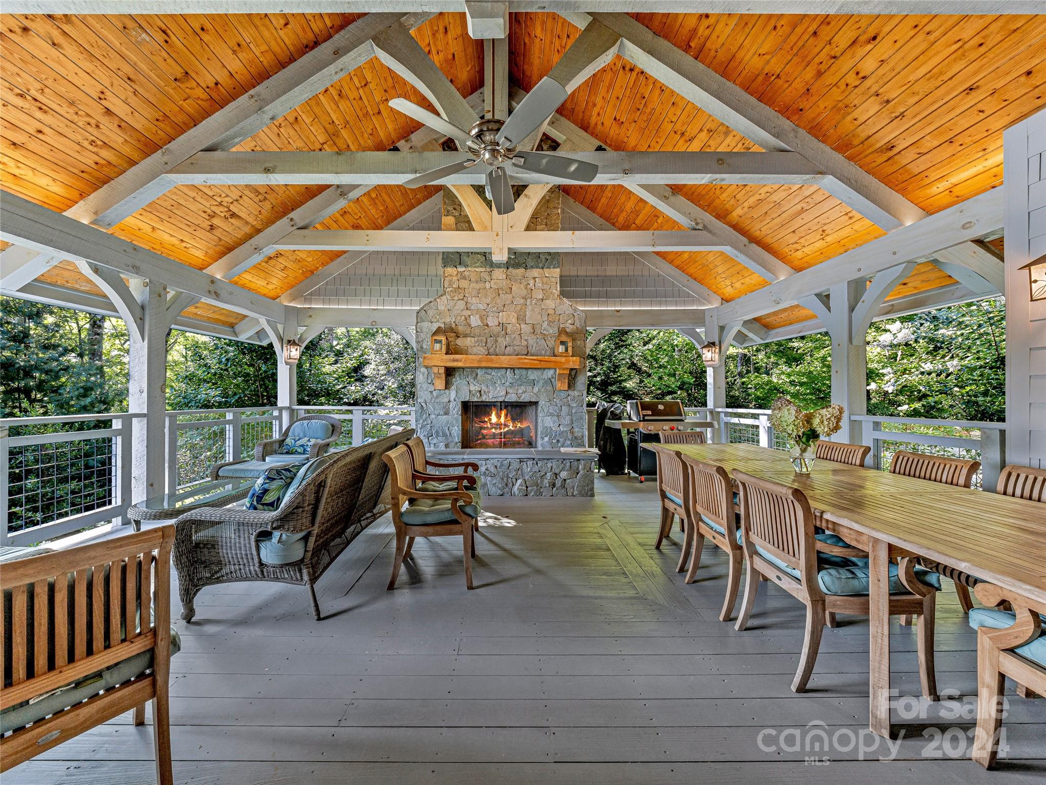 Lake Toxaway Estates - Residential