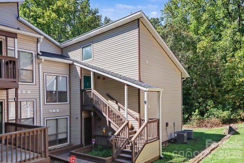 Photo of 4401 Sharon Chase Drive #H, Charlotte, NC 28215 (MLS # 4429161)