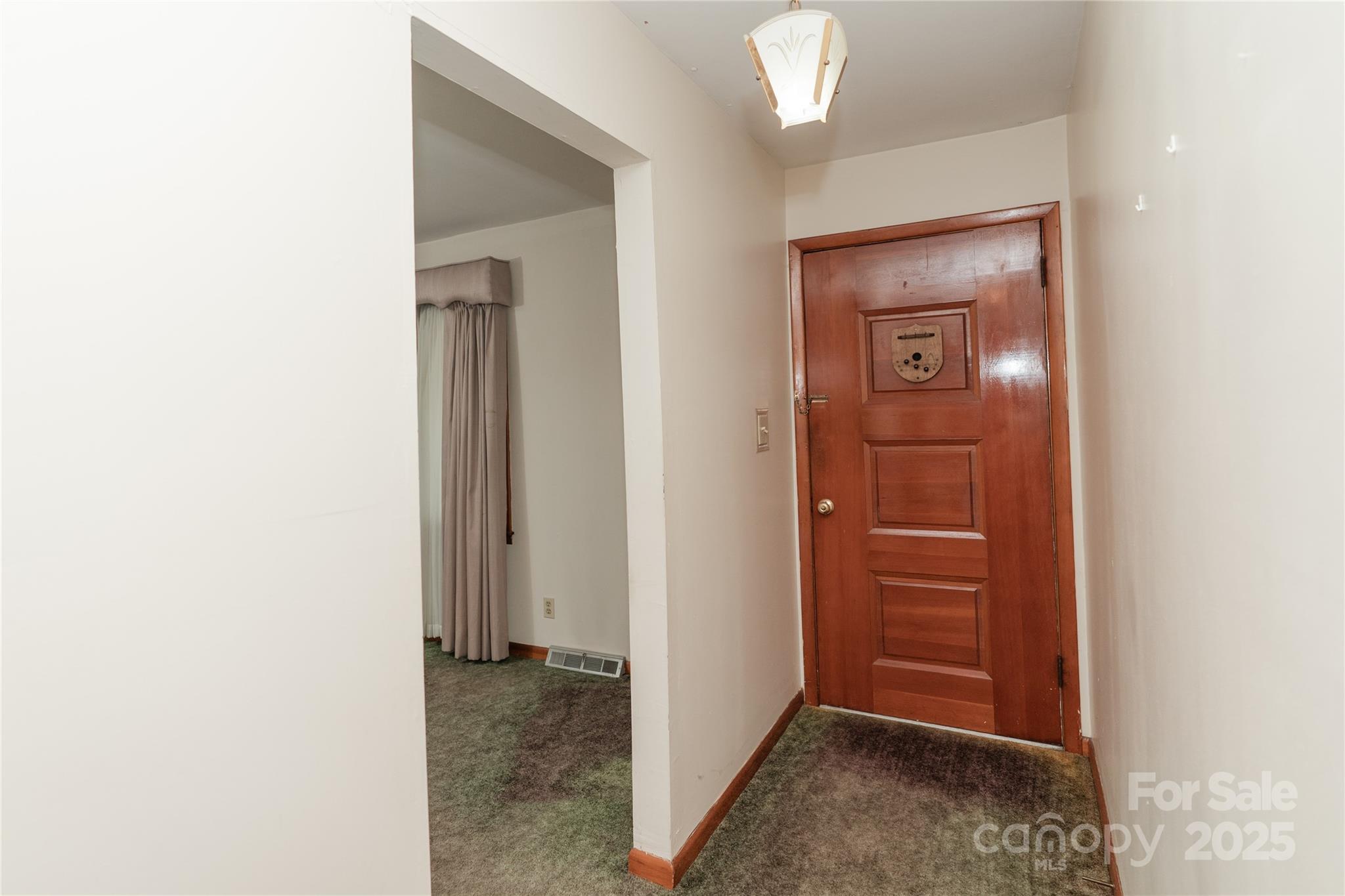 2412 Wedgewood Drive