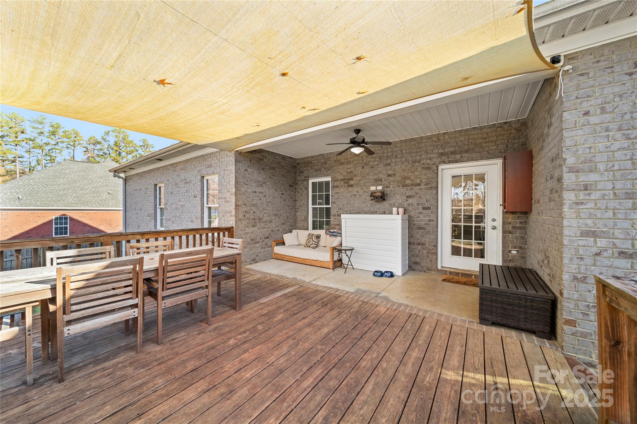 Mockingbird Hill - Residential