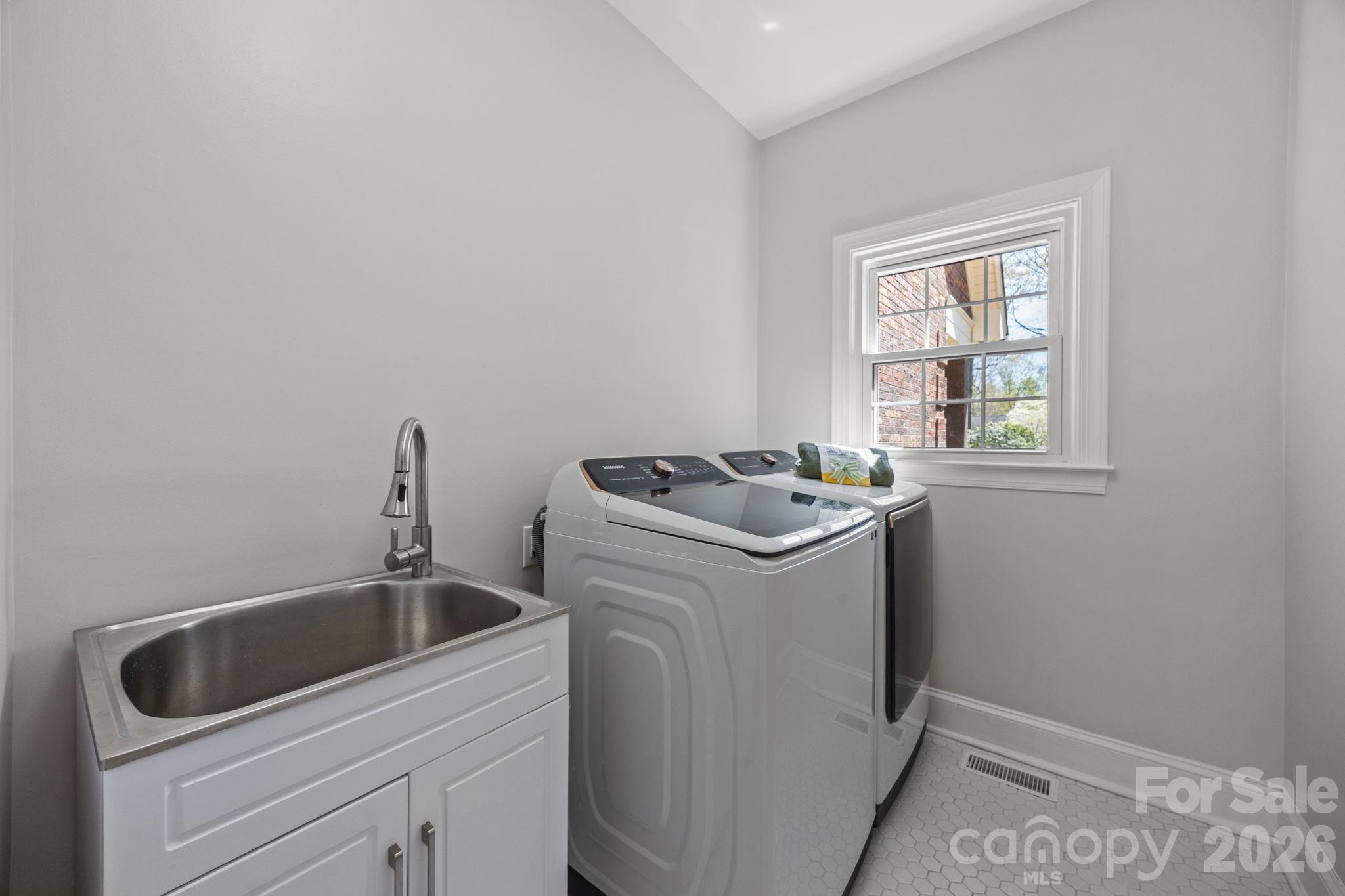 Mintwood Place - Residential