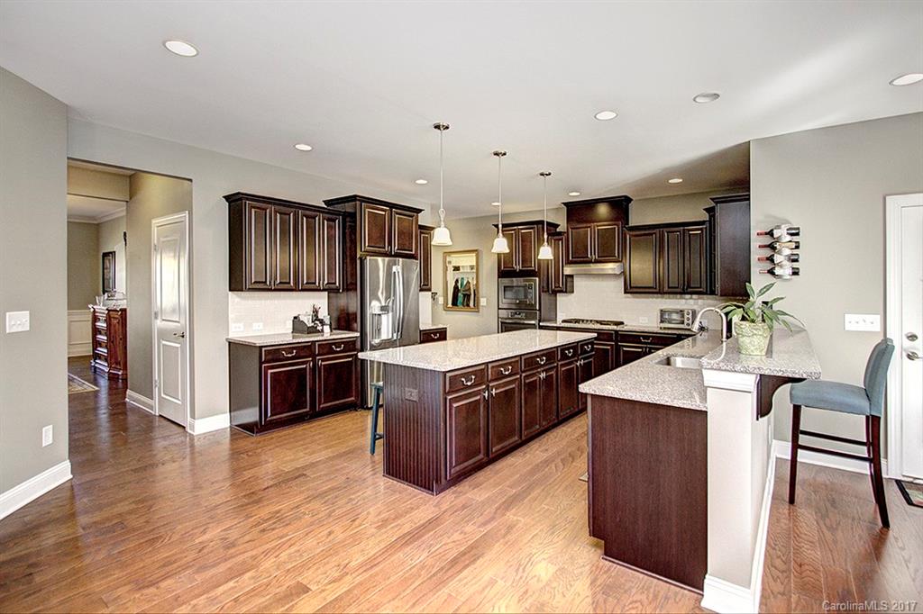 Lake Forest Preserve - Residential