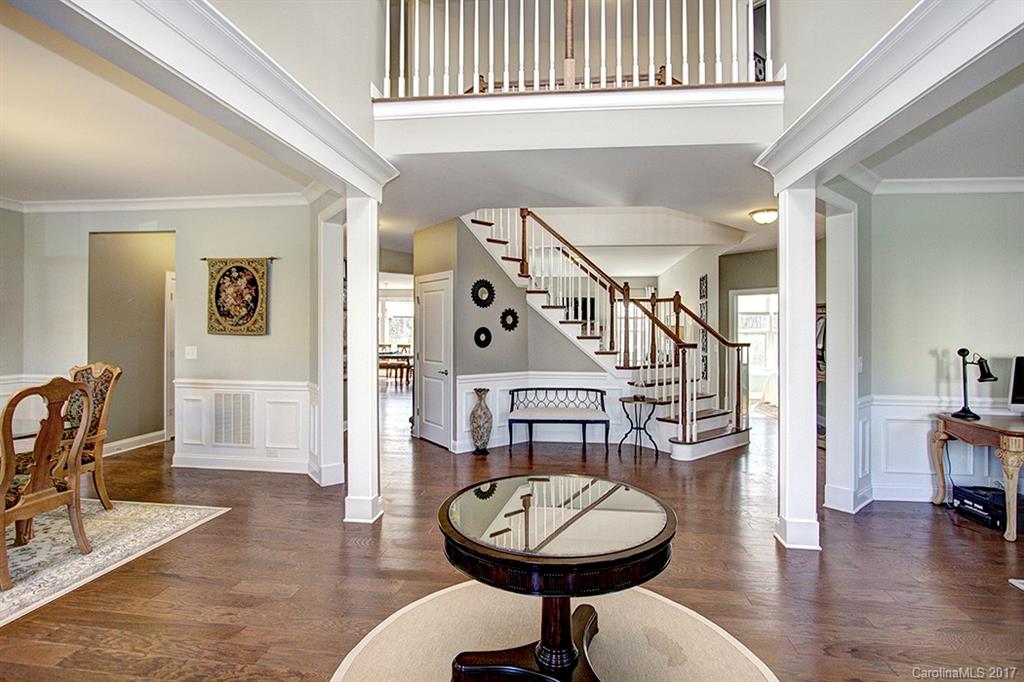 Lake Forest Preserve - Residential