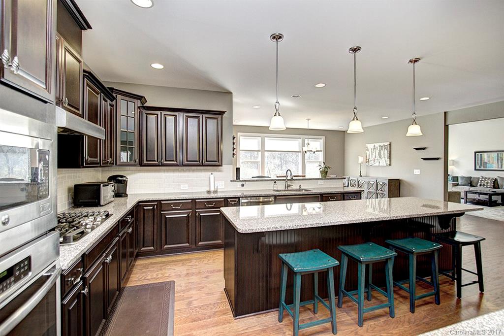 Lake Forest Preserve - Residential