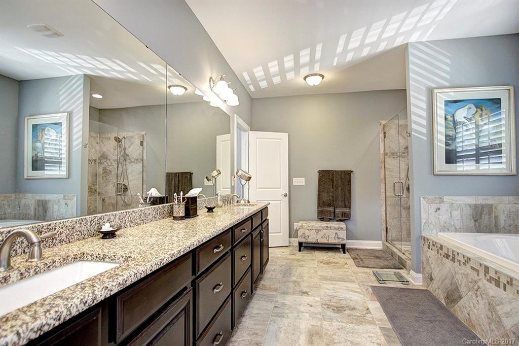 Lake Forest Preserve - Residential