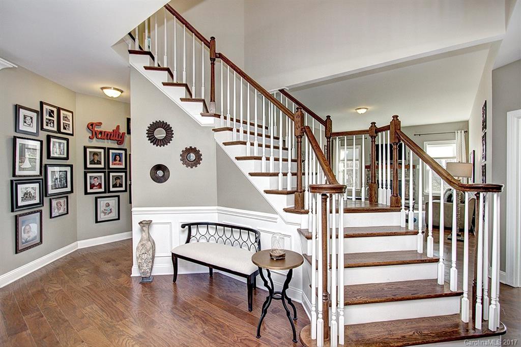 Lake Forest Preserve - Residential