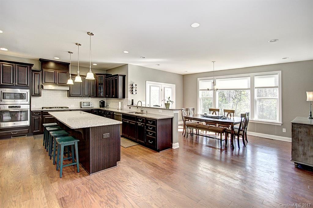 Lake Forest Preserve - Residential