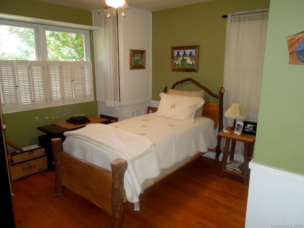 Stoney Crest - Residential