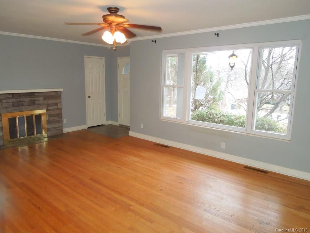 Stoney Crest - Residential
