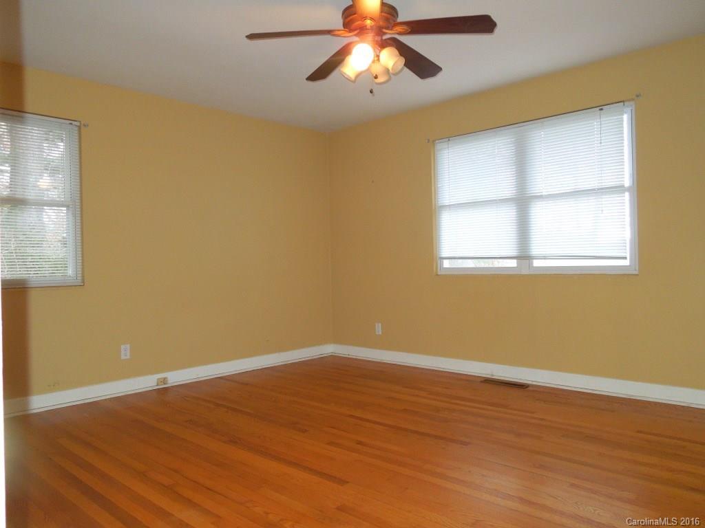 Stoney Crest - Residential