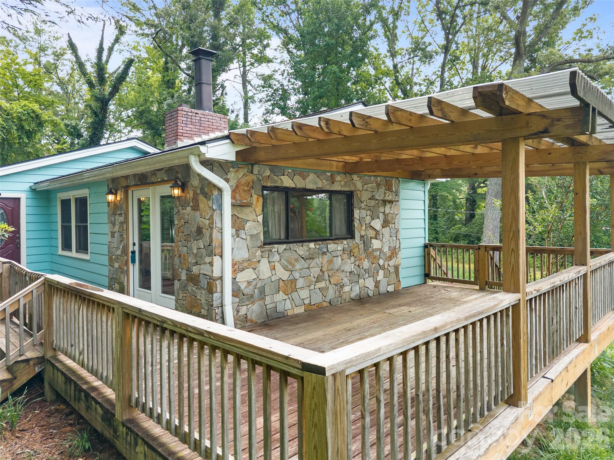 1705 Willow Road