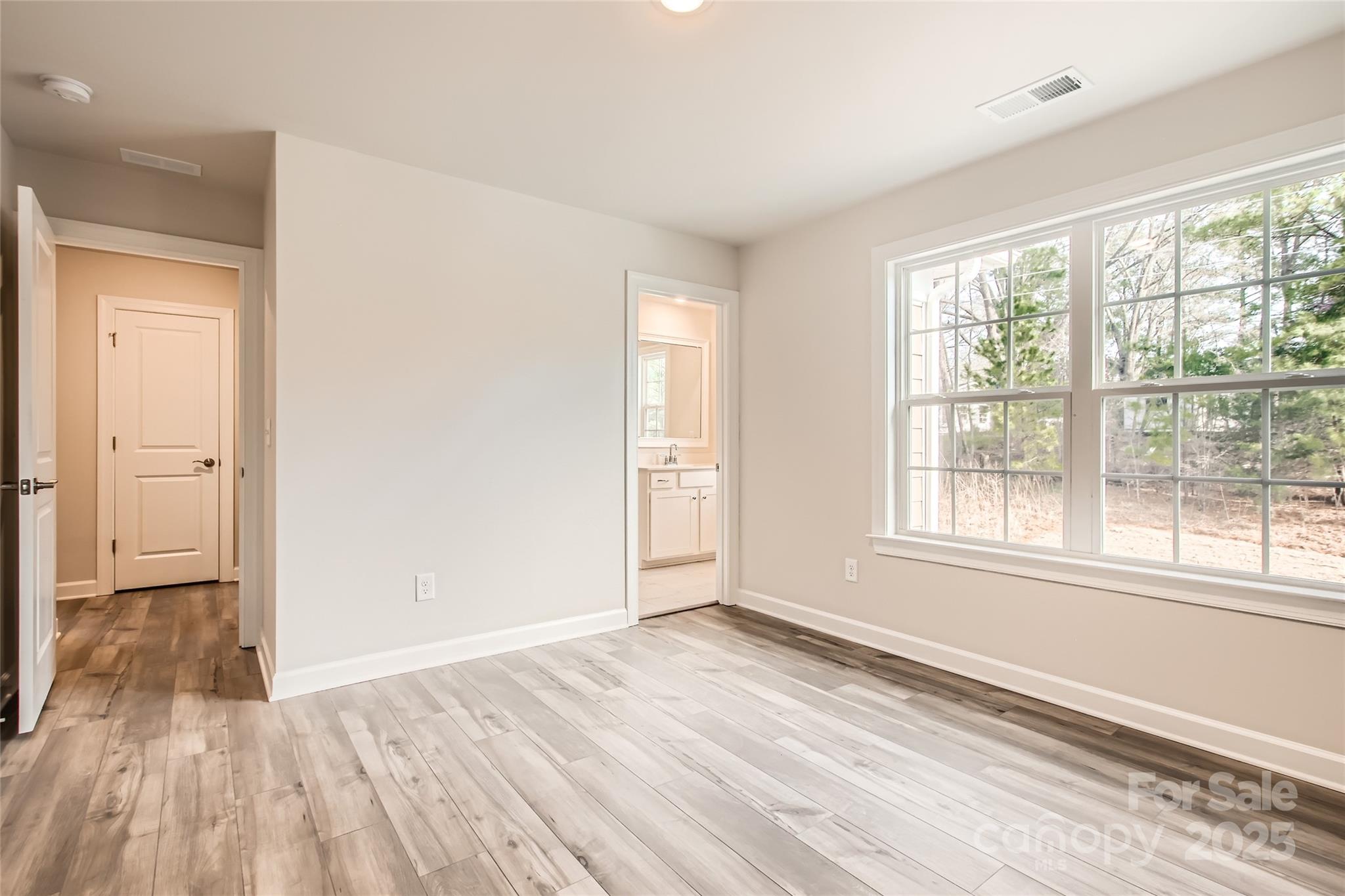 Waxhaw, North Carolina 28173, United States, 5 Bedrooms Bedrooms, ,5 BathroomsBathrooms,Residential,Under Contract,100214