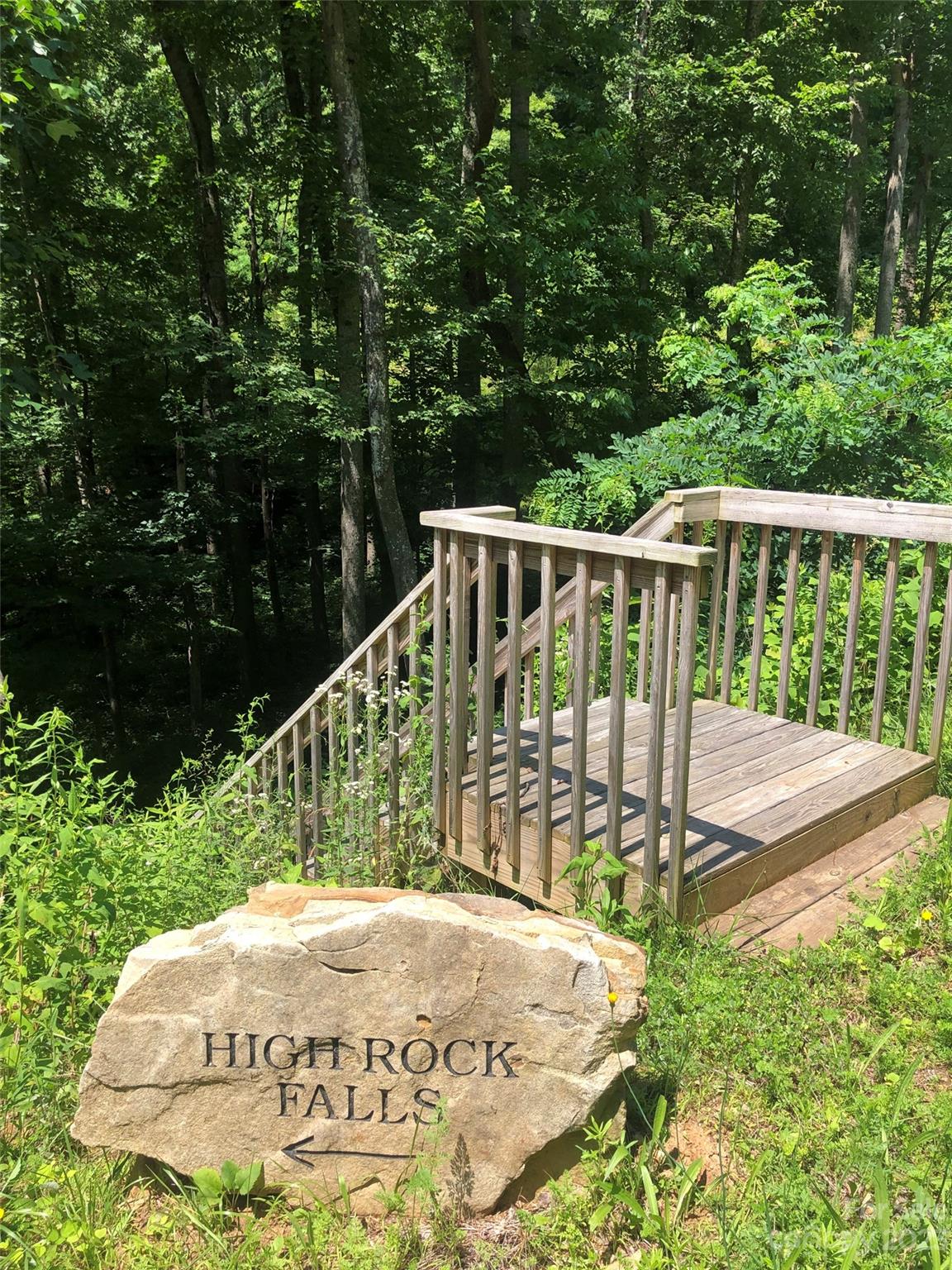 The Summit of Asheville - Land