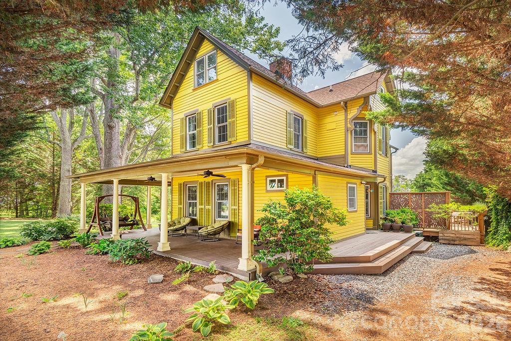 42 Church Street, Weaverville, NC, 28787