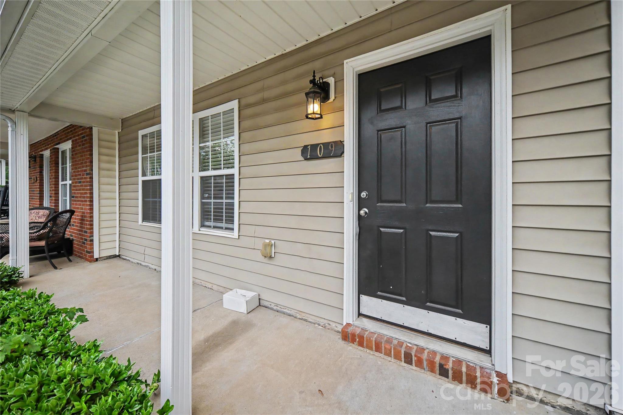109 Fredericks Court