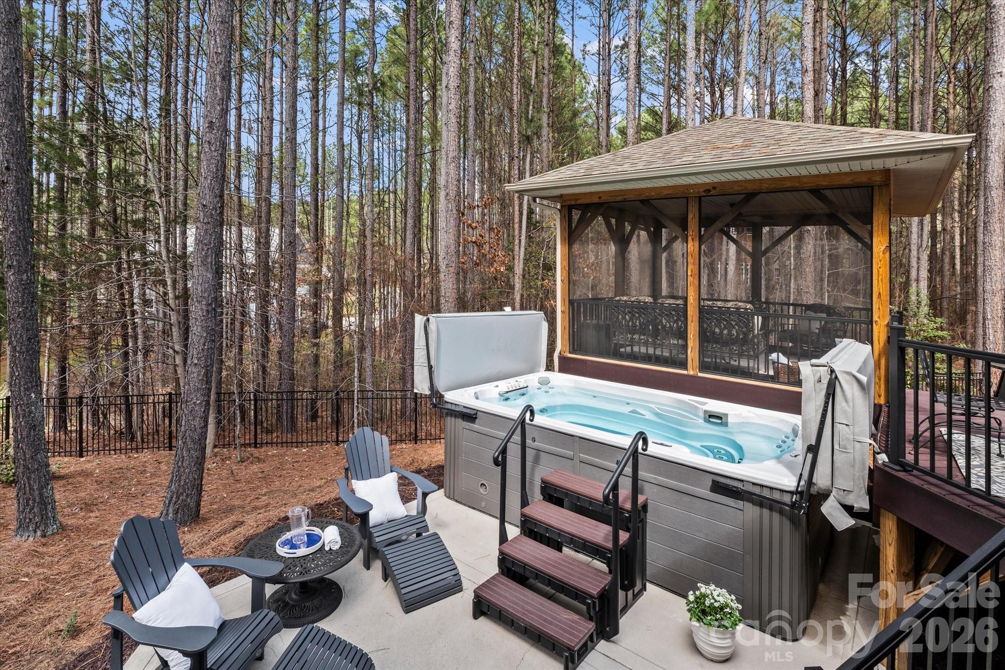 Pebble Bay - Residential