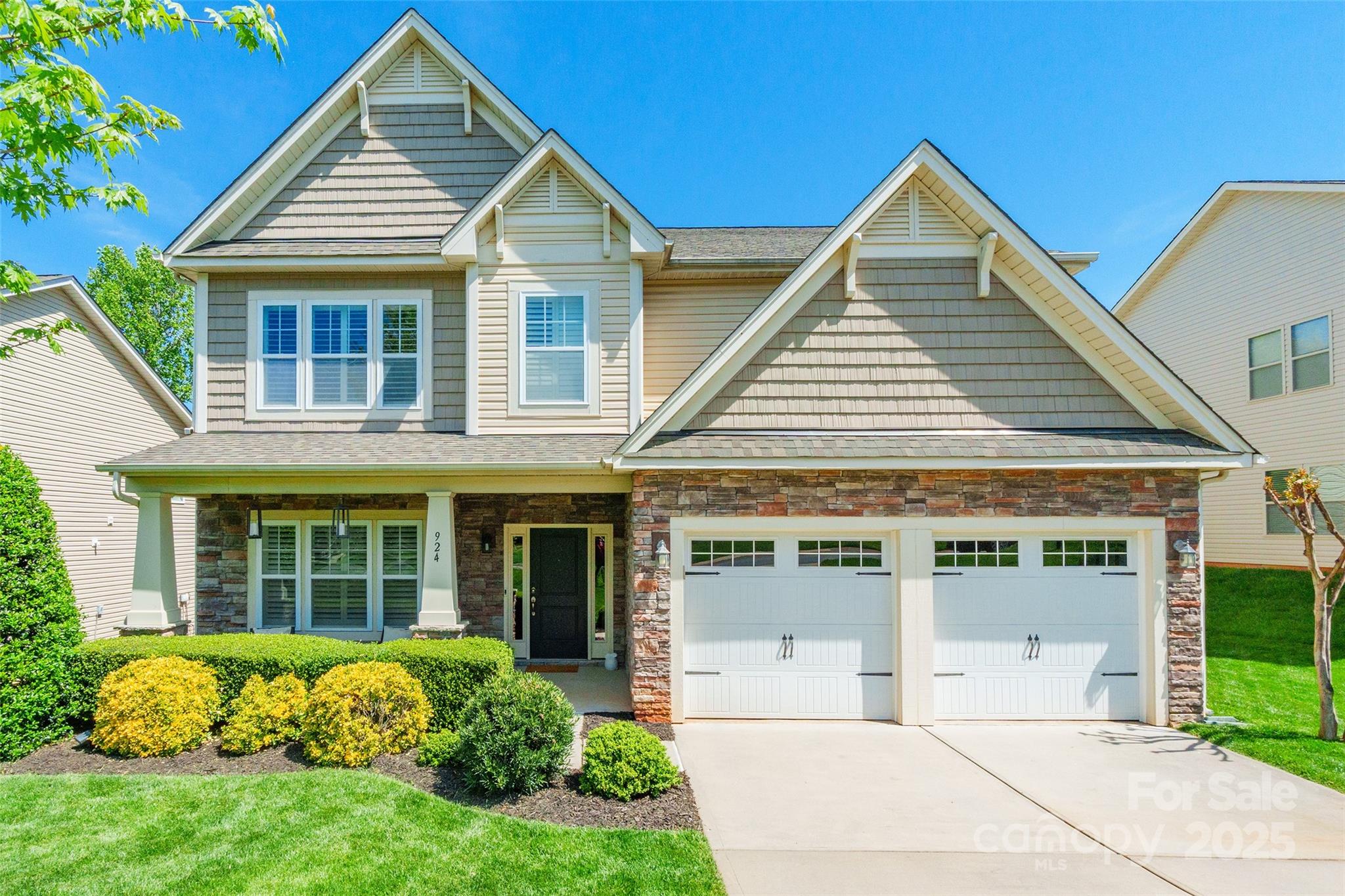 924 Forbes Road