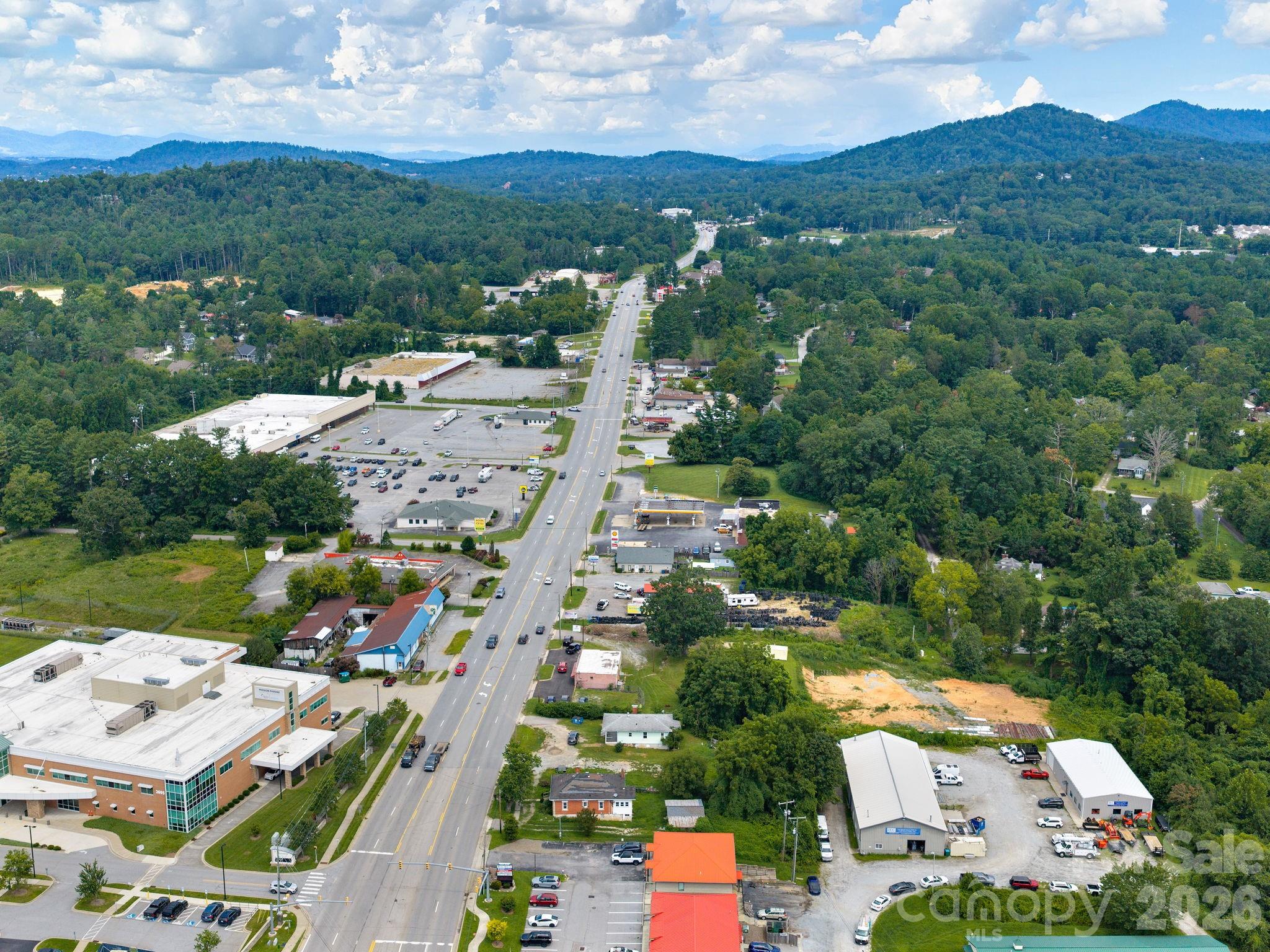 2652 Hendersonville Road