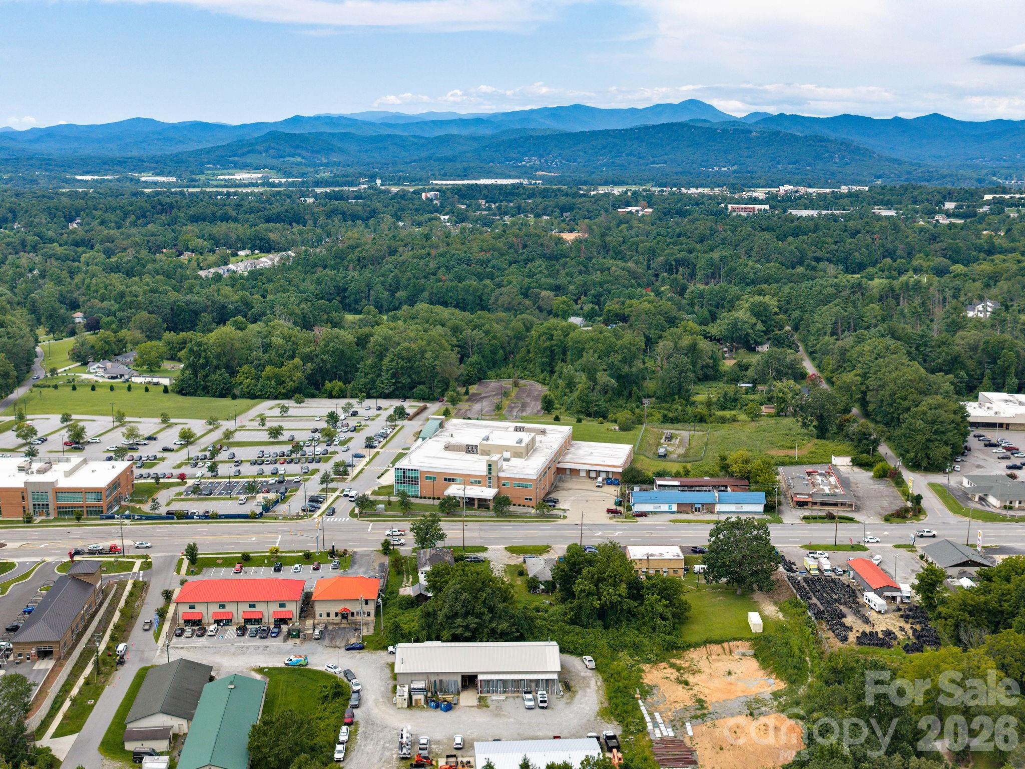 2652 Hendersonville Road