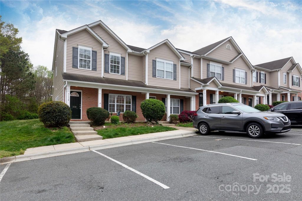 listing image 0