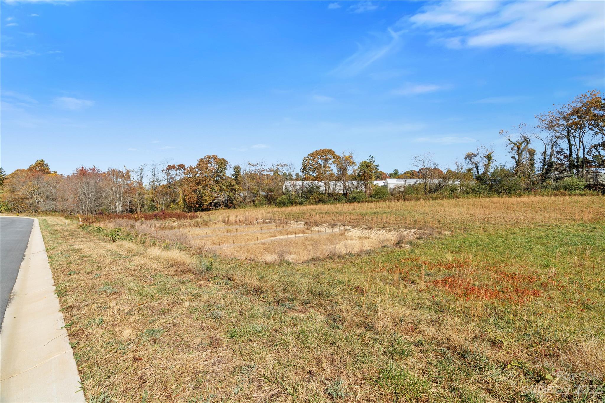 Chambers Trace - Land