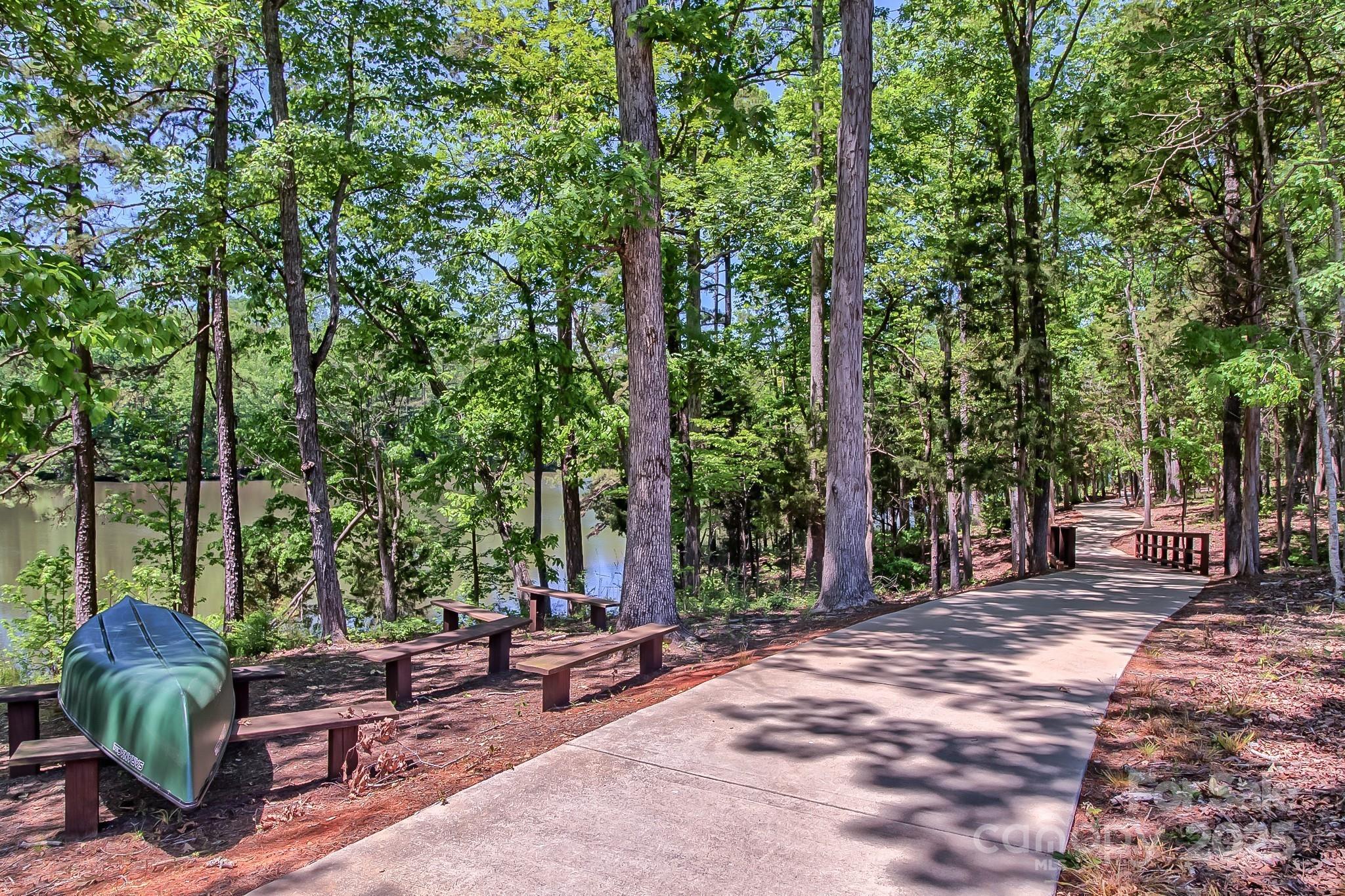 Tree Tops - Residential