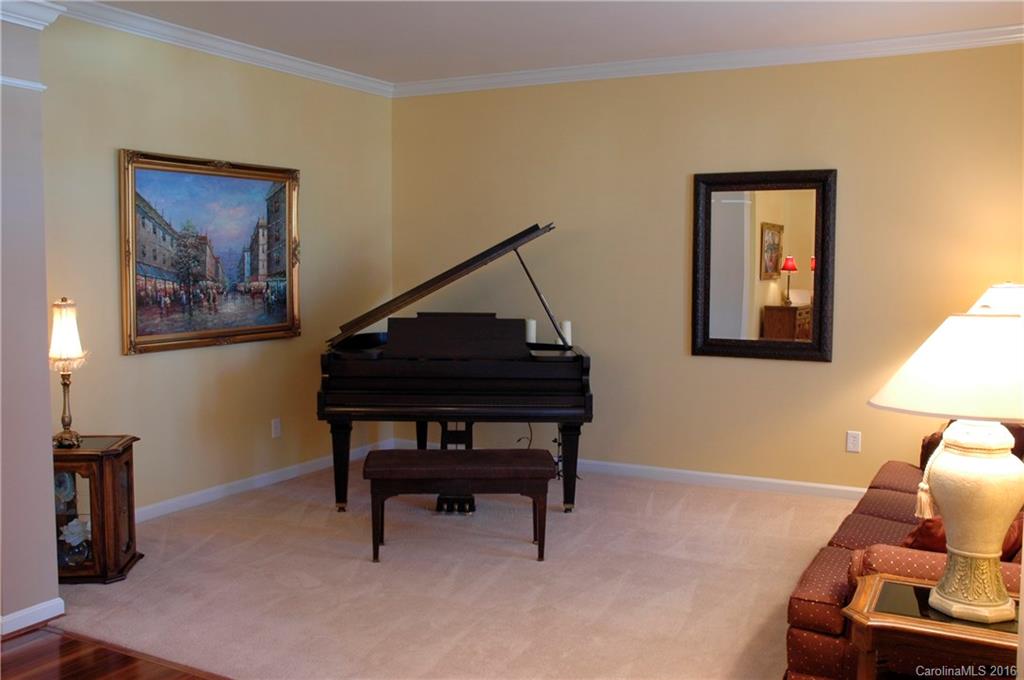 Knightsbridge - Residential