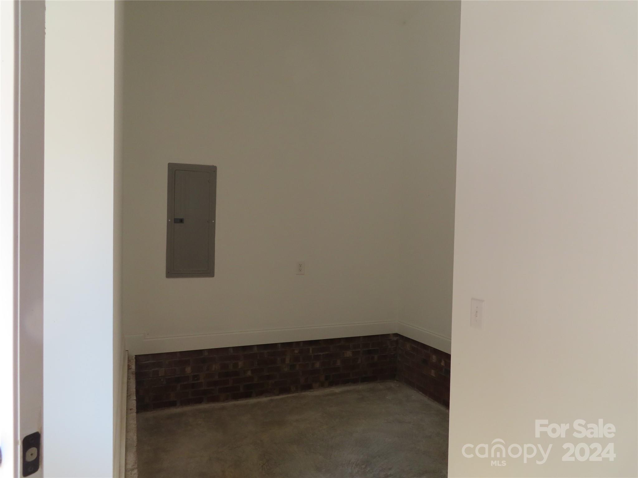 2223 Cedar Road 2
