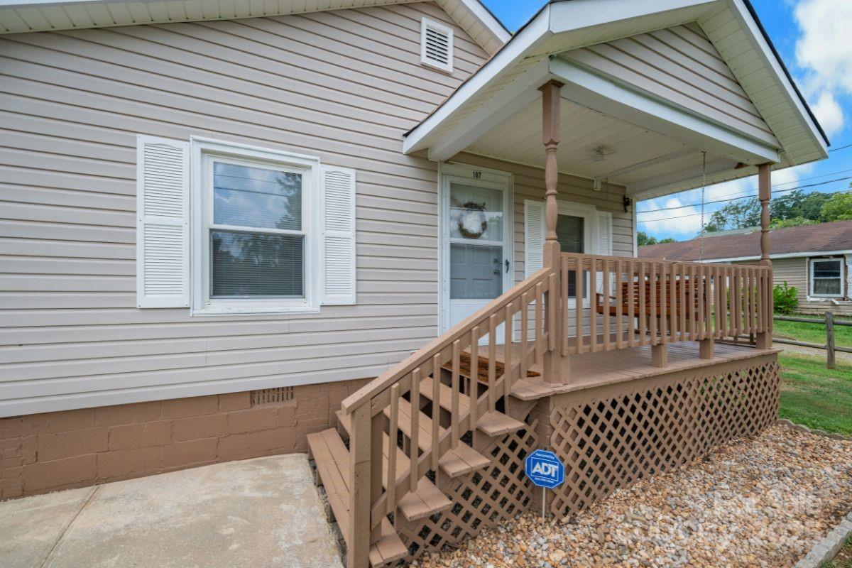107 Apricot Street