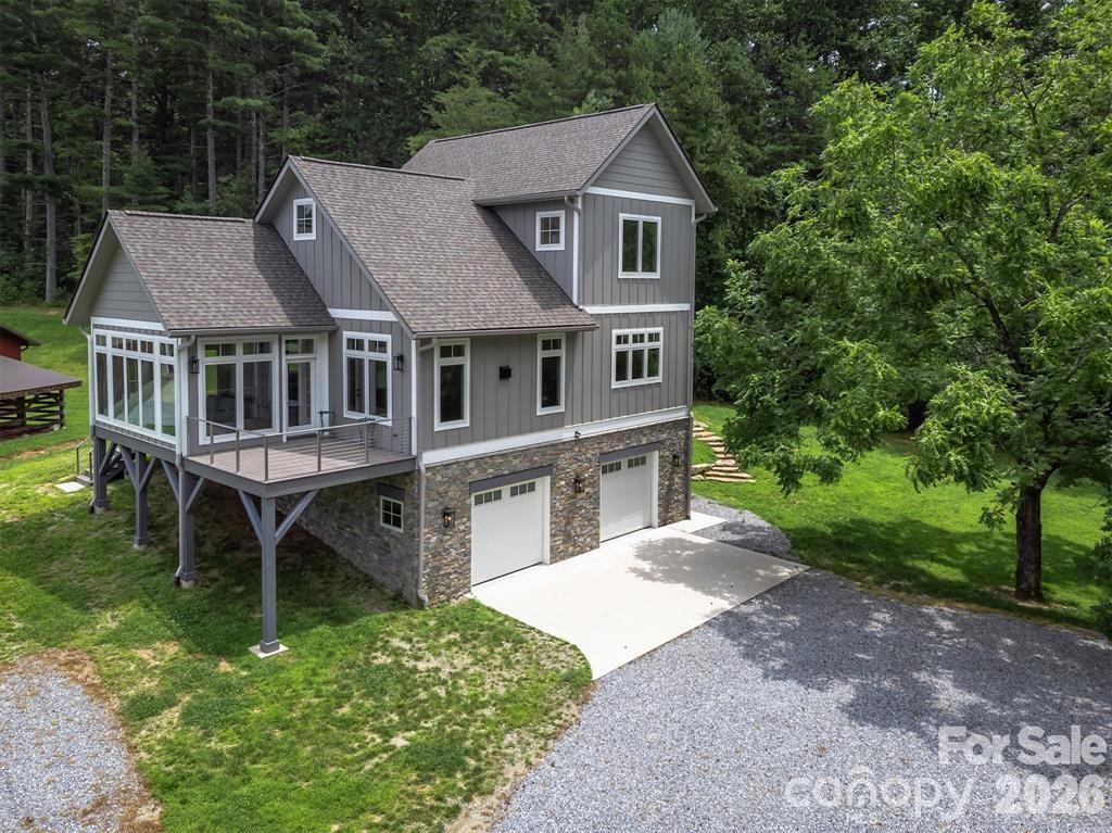 326 Golden Valley Drive