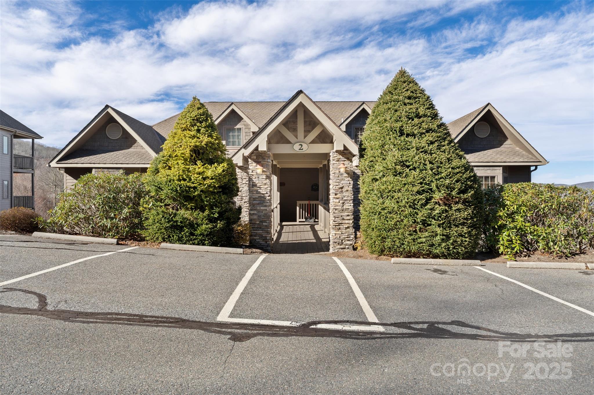 375 Pleasant View None 2D